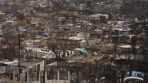 Trabajos de reconstrucción en Villa Independencia en Viña del Mar, V Región, tras los incendios forestales (13 de febrero de 2024).