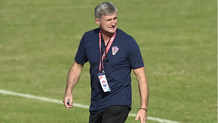Robert Jarni fue despedido de la selección de Croacia por apoyar al Betis.