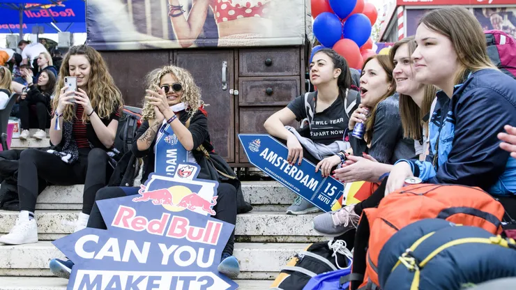 La aventura de llegar a Berlín, en Alemania, a punta de ingenio y latas de Red Bull, te espera.