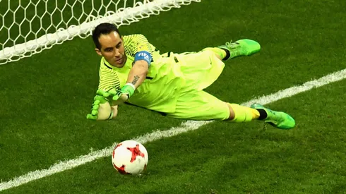 Bravo vuelve a la Roja y Pellegrini lo elogió