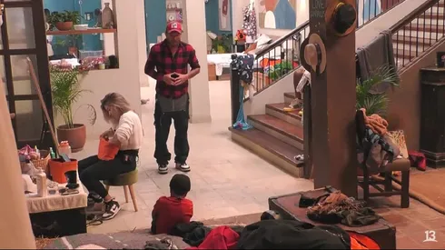 Junior le dice de todo a Miguelito y pierde paciencia en Tierra Brava