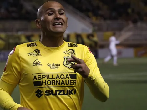 Chupete Suazo coquetea con México: ¡para jugar futbolito!