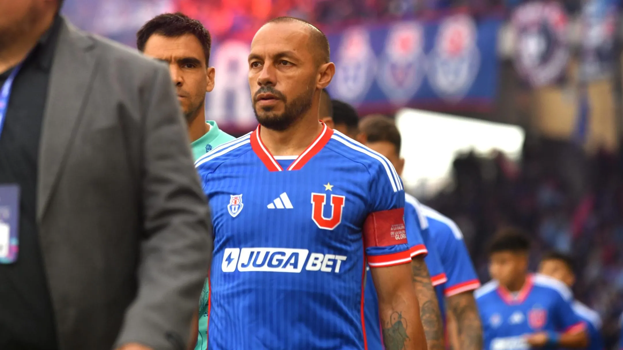 Marcelo Díaz en la Copa de Verano disputada en el estadio Francisco Sánchez Rumoroso. (Alejandro Pizarro Ubilla/Photosport).