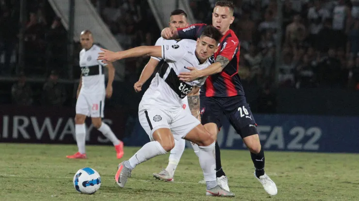 Guillermo Paiva parece que seguirá de blanco y negro, pero en Colo Colo.