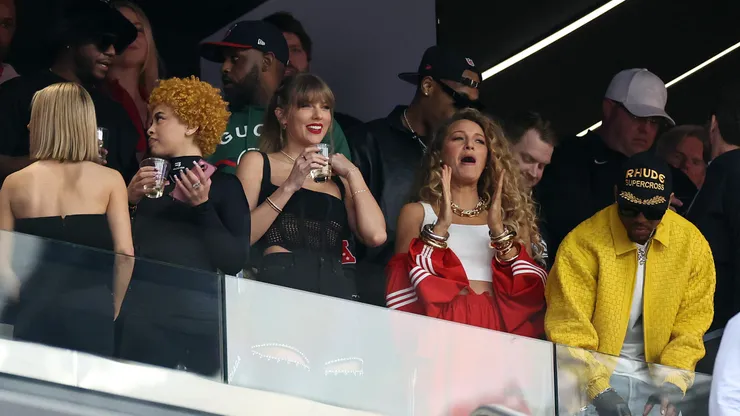 LAS VEGAS, NEVADA - FEBRUARY 11: Singer Taylor Swift and Actress Blake Lively react before Super Bowl LVIII between the San Francisco 49ers and Kansas City Chiefs at Allegiant Stadium on February 11, 2024 in Las Vegas, Nevada. (Photo by Ezra Shaw/Getty Images)