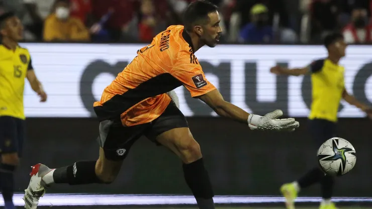 Claudio Bravo fue contactado por Gareca para volver a la Roja