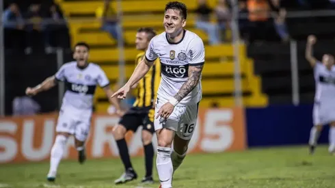 Desde Paraguay desclasifican cómo es Guillermo Paiva, el nuevo '9' de Colo Colo.