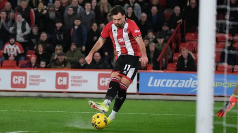 Big Ben disputó 65 minutos en la derrota ante Aston Villa.