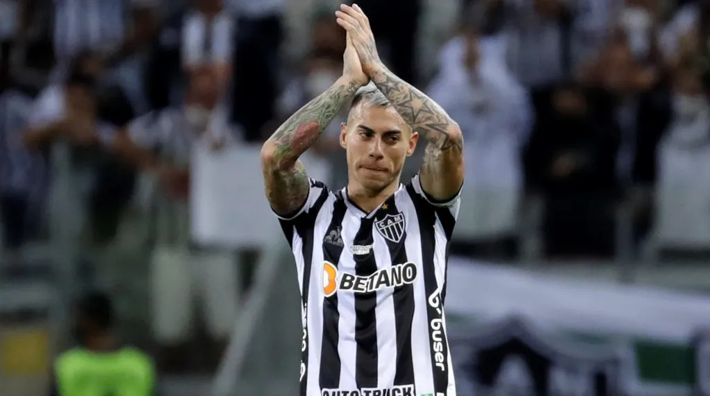 Eduardo Vargas no será considerado por el Mineiro.