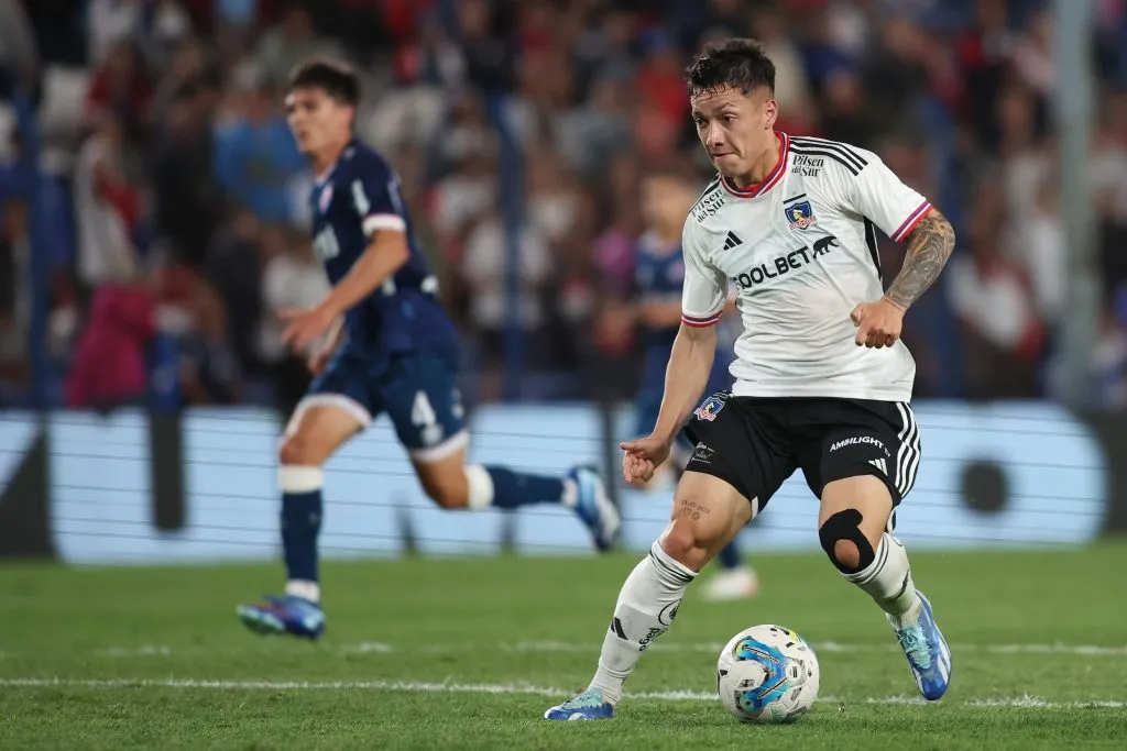 Zavala comienza el 2024 como titular en el Cacique tras su préstamo por Curicó Unido. | Foto: Colo Colo.