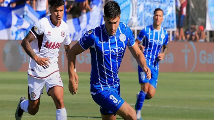 Thomas Galdames y la diferencia de físico y profesionalismo entre el fútbol chileno y el argentino.