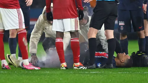 Casi dejan sin pie a Mbappé.