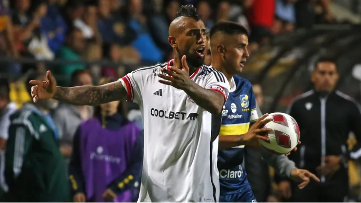 "Se aprovechan porque llegué": el palo de Vidal a la ANFP por la Supercopa