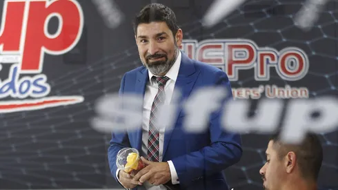 Gamadiel García recalcó que el fútbol chileno no se jugará si se avanza con los seis extranjeros.