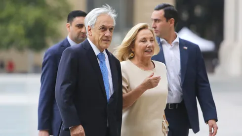 La instancia será para rendirle respetos y el pésame a su familia y esposa, Cecilia Morel.