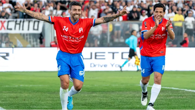 El Mago Valdivia celebra a un nuevo integrante de la familia.