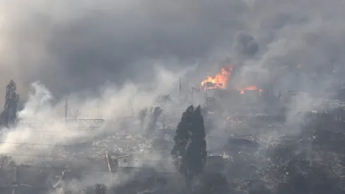¿Dónde hay zonas con incendios? Mira las alertas de evacuación en Viña.