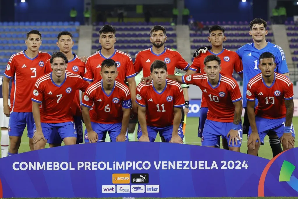 Lamentablemente la selección chilena Sub 23 estuvo lejos de clasificar a los Juegos Olímpicos de París 2024. | Foto: Photosport.