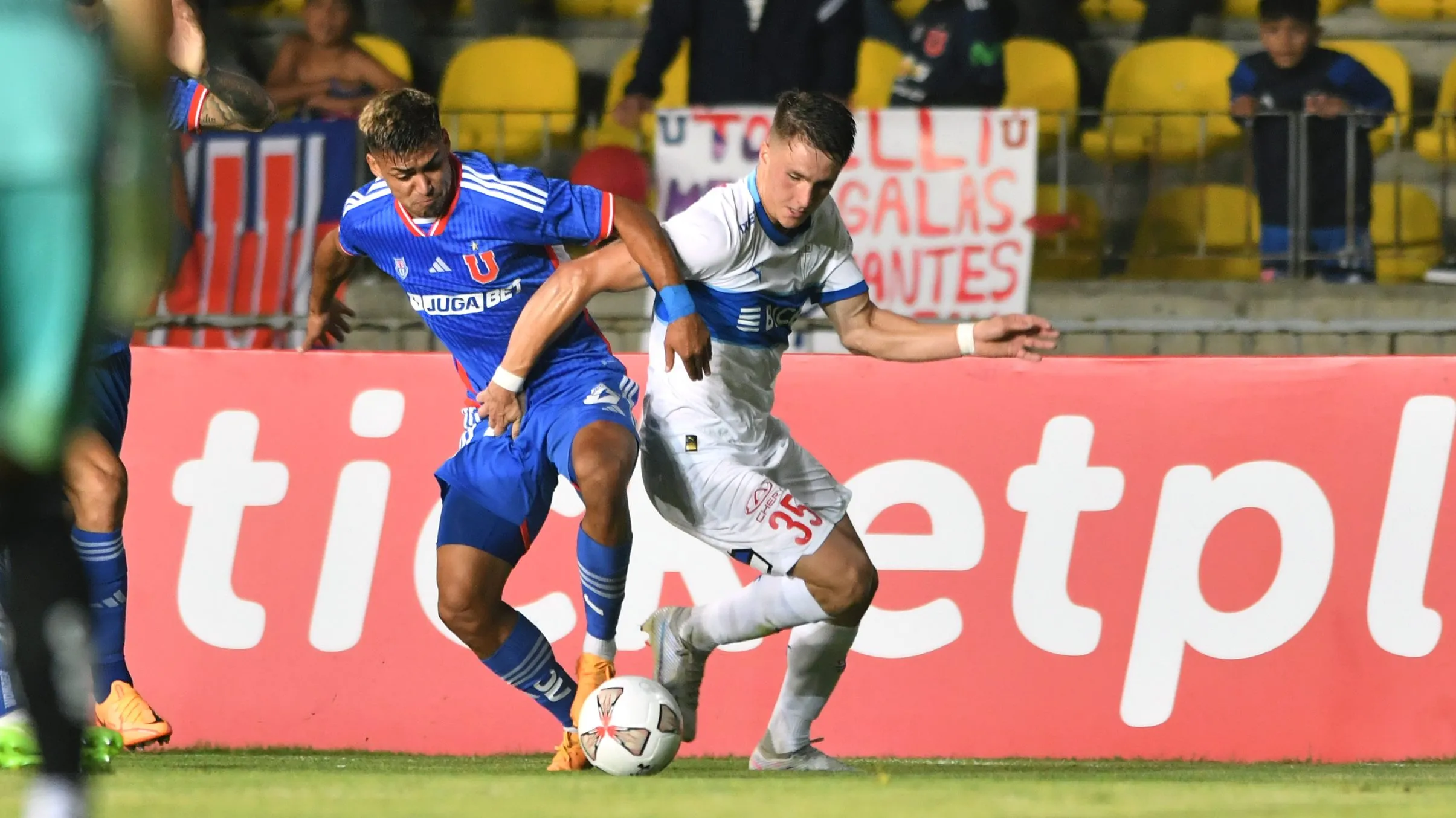 Milan Tudor en la Copa Verano 2024 con Universidad Católica (Photosport)