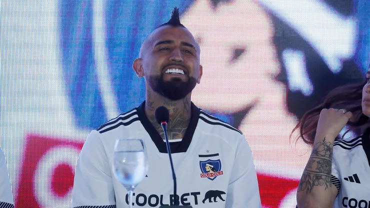 Arturo Vidal es pura alegría en Colo Colo.