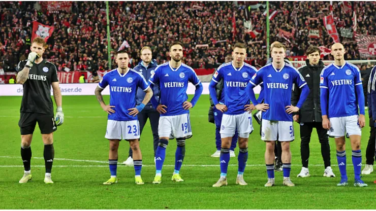 El Schalke 04, uno de los equipos con más tradición en Alemania, lo está pasando pésimo.