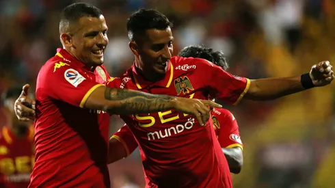 Emiliano Vecchio fue protagonista en la noche de Santa Laura.