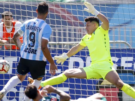 Larrivey celebra su triplete: "Aún me duele el rodillazo del arquero"