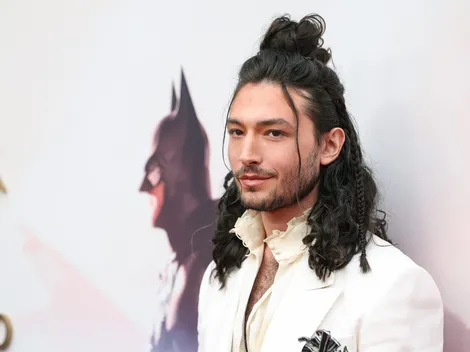 Esto pasó con el personaje de Ezra Miller en Invencible 2