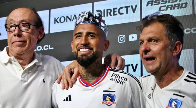 Aníbal Mosa corrió un rol clave para el regreso de Arturo Vidal a Colo Colo. | Foto: Photoport.