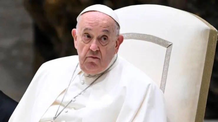 Papa Francisco no asiste al Vía Crucis