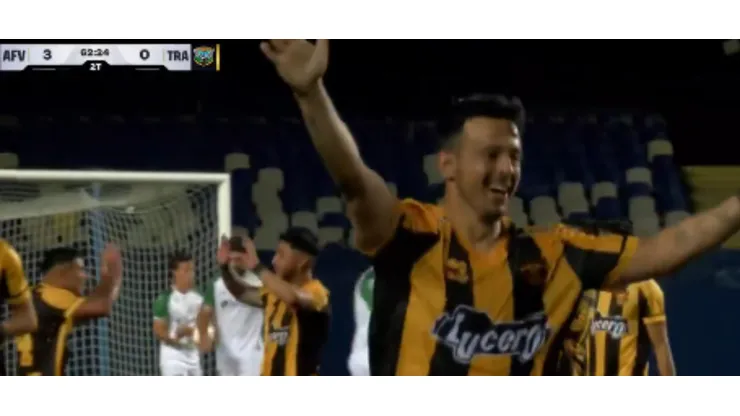 Patricio Jerez marcó una joya.
