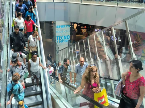 ¿Cuáles son los horarios de los malls en Viernes Santo?