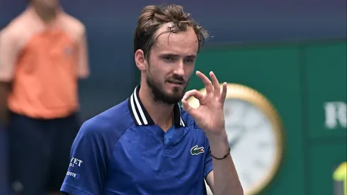 Medvedev alabó al público chileno tras vencer a Jarry