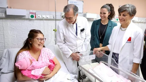 Comienza vacunación contra el virus sincicial en Chile.