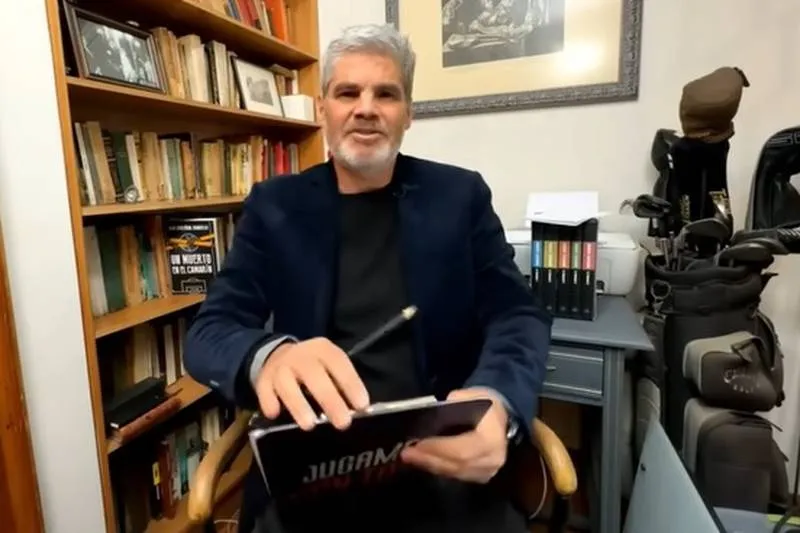 Guarello y posible nuevo mensaje de Gareca a Fefe.