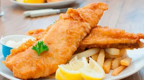 Receta de pescado frito y como hacer el batido.