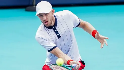 Nicolás Jarry sigue firme en Miami.