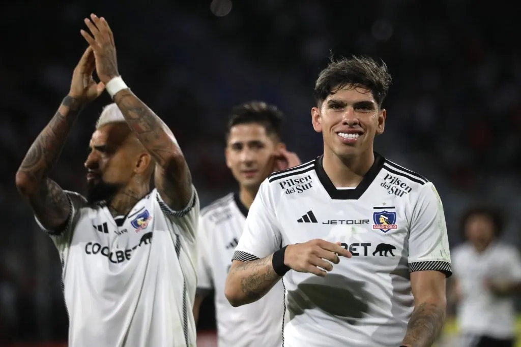 Carlos Palacios y Colo Colo tienen grandes desafíos en abril | Photosport