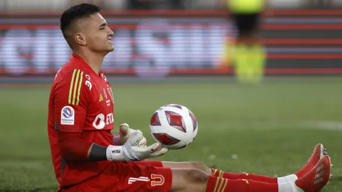 Cristóbal Campos metió a una juguera su despedida de U. de Chile y la investigación por VIF por la denuncia en su contra.