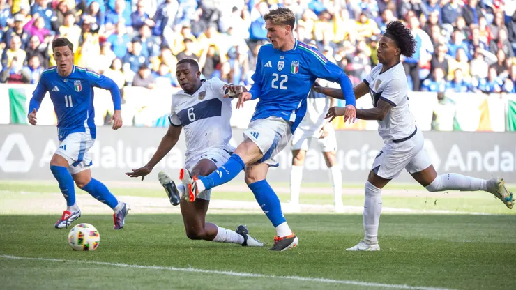 Jugadores de Ecuador protagonizaron carrete infernal antes de partido contra Italia