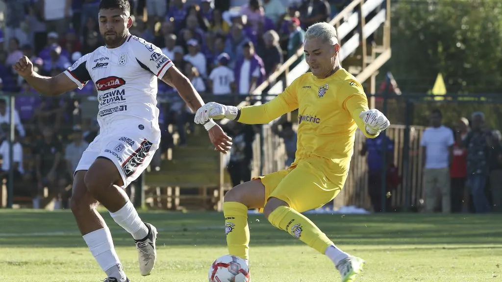 Cristóbal Campos debutó en San Antonio Unido.  Foto: Sifup.