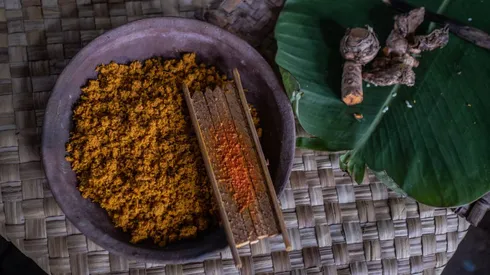 La cúrcuma es el ingrediente principal de la leche dorada.