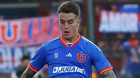 El Premio Nacional de Periodismo Deportivo destaca la simpleza del defensa argentino para ser un pilar en la defensa de Universidad de Chile.