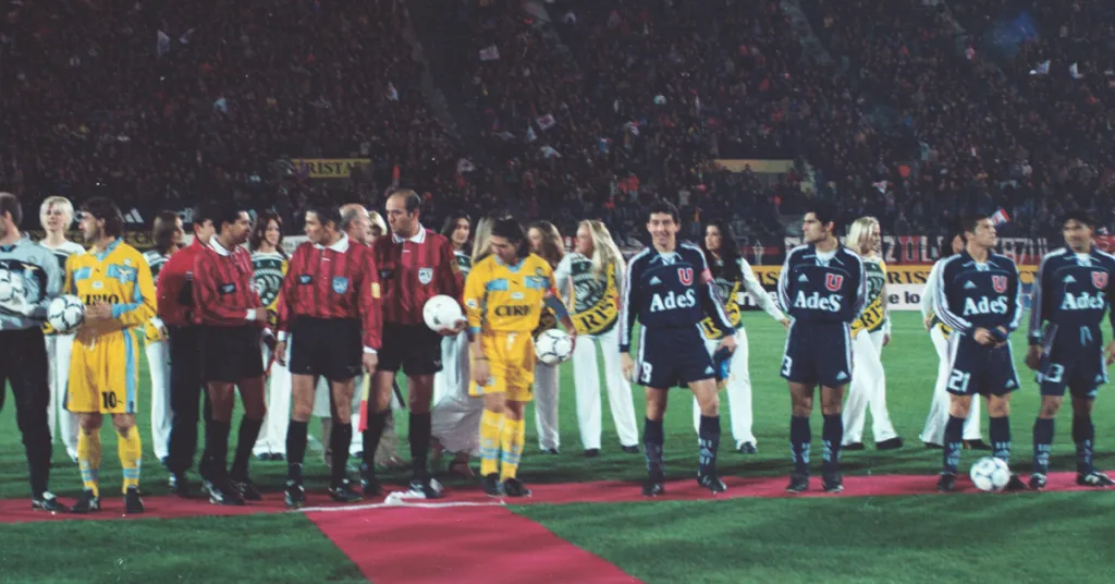 Salas fue capitán en el amistoso entre la U y Lazio (Foto: Universidad de Chile)