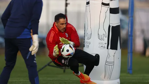 Bravo piensa retornar a Chile para cerrar su carrera