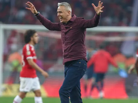 Tiago Nunes da las claves del "fútbol total" que lo llenó de títulos