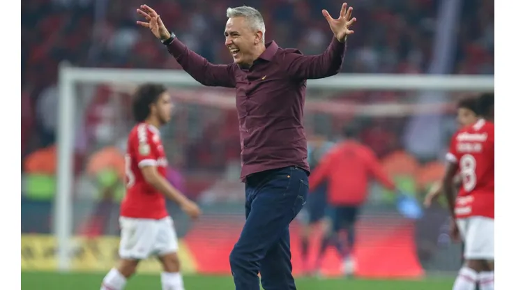 Tiago Nunes fue campeón de cinco títulos en Athletico Paranaense.