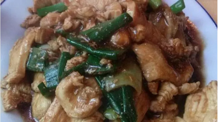 Receta de pollo mongoliano: Disfruta de comida china en casa