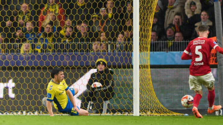 En la temporada 2022-2023, Oliver Sonne convirtió cuatro goles. Uno de ellos fue al Brondby. (Foto: Getty Images).