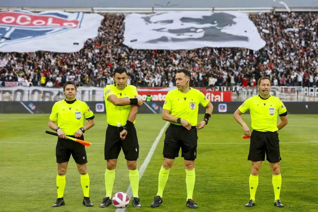 Roberto Tobar encabeza la Comisión de Árbitros en Chile. (Jose Alvujar/Photosport).